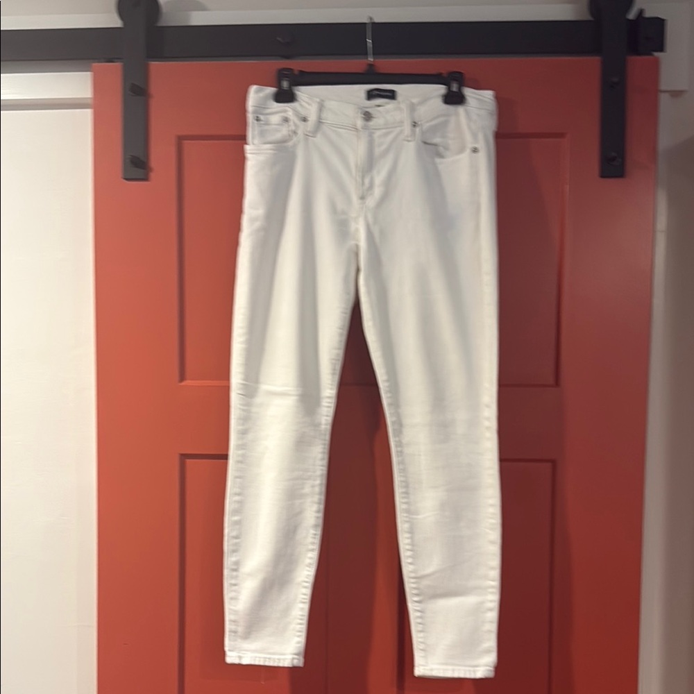 J. Crew White Skinny Jeans with Sleek Modern Fit